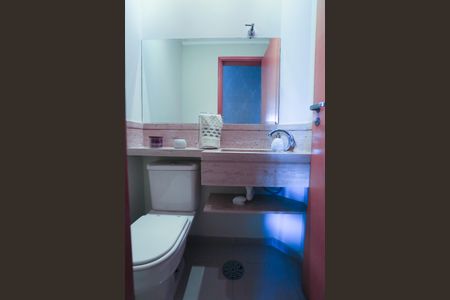 Apartamento à venda com 119m², 3 quartos e 2 vagas Apartamento à venda com 119m², 3 quartos e 2 vagasLavabo