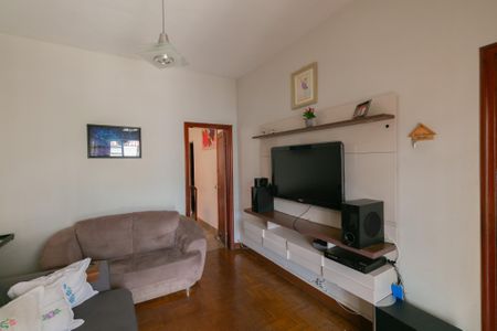 Sala de casa à venda com 3 quartos, 300m² em Renascença, Belo Horizonte