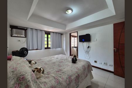 Casa à venda com 360m², 2 quartos e 2 vagas Casa à venda com 360m², 2 quartos e 2 vagasSuíte 1
