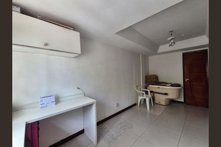 Casa à venda com 360m², 2 quartos e 2 vagas Casa à venda com 360m², 2 quartos e 2 vagasCloset da suíte 1