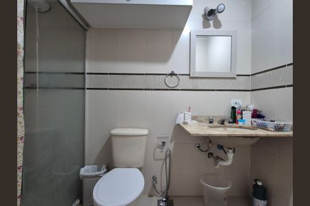 Casa à venda com 360m², 2 quartos e 2 vagas Casa à venda com 360m², 2 quartos e 2 vagasBanheiro da Suíte 1