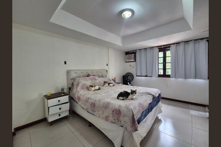 Casa à venda com 360m², 2 quartos e 2 vagas Casa à venda com 360m², 2 quartos e 2 vagasSuíte 1