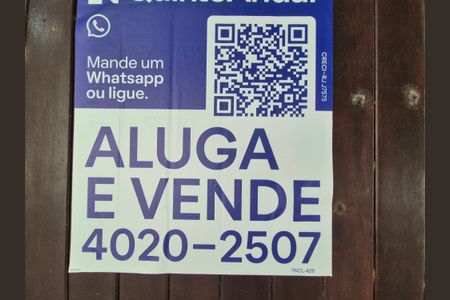 Casa à venda com 360m², 2 quartos e 2 vagas Casa à venda com 360m², 2 quartos e 2 vagasPlaca