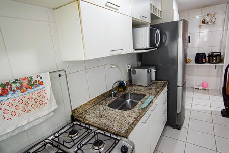 Apartamento à venda com 78m², 3 quartos e 1 vaga Apartamento à venda com 78m², 3 quartos e 1 vagaCozinha e Área de Serviço