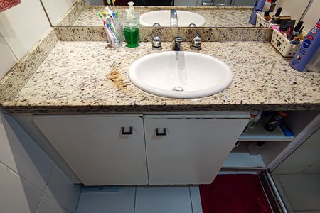 Apartamento à venda com 78m², 3 quartos e 1 vaga Apartamento à venda com 78m², 3 quartos e 1 vagaBanheiro da Suíte