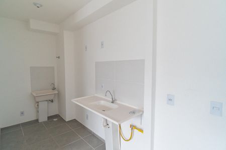Apartamento para alugar com 37m², 2 quartos e sem vaga Apartamento para alugar com 37m², 2 quartos e sem vagaCozinha e Área de Serviço
