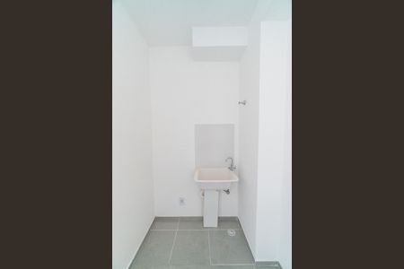 Apartamento para alugar com 37m², 2 quartos e sem vaga Apartamento para alugar com 37m², 2 quartos e sem vagaCozinha e Área de Serviço