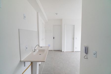 Apartamento para alugar com 37m², 2 quartos e sem vaga Apartamento para alugar com 37m², 2 quartos e sem vagaCozinha e Área de Serviço