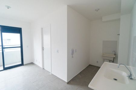 Apartamento para alugar com 37m², 2 quartos e sem vaga Apartamento para alugar com 37m², 2 quartos e sem vagaCozinha e Área de Serviço
