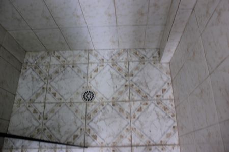 Casa para alugar com 90m², 2 quartos e sem vagaBanheiro