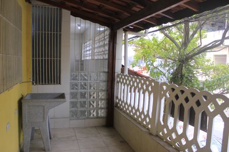 Casa para alugar com 90m², 2 quartos e sem vagaÁrea de serviço