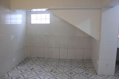 Casa para alugar com 90m², 2 quartos e sem vagaSala