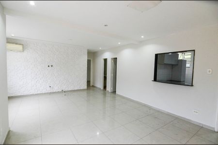 Sala de apartamento para alugar com 3 quartos, 55m² em Vila Isabel, Rio de Janeiro