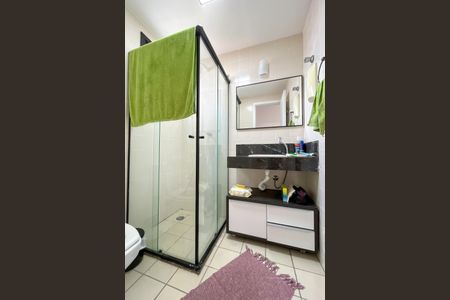 Banheiro de apartamento à venda com 2 quartos, 54m² em Vila Palmeiras, São Paulo