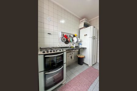 Apartamento à venda com 54m², 2 quartos e 1 vaga Apartamento à venda com 54m², 2 quartos e 1 vagaCozinha e Área de Serviço