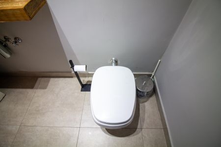 Casa de condomínio à venda com 315m², 5 quartos e 3 vagasLavabo