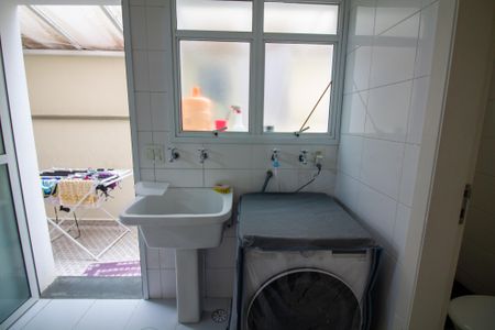 Casa de condomínio à venda com 315m², 5 quartos e 3 vagasÁrea de Serviço