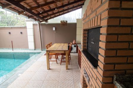 Casa de condomínio à venda com 315m², 5 quartos e 3 vagasChurrasqueira