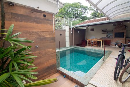 Casa de condomínio à venda com 315m², 5 quartos e 3 vagasPiscina
