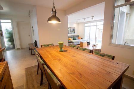 Sala de Jantar de casa de condomínio à venda com 5 quartos, 315m² em Jardim Cordeiro, São Paulo