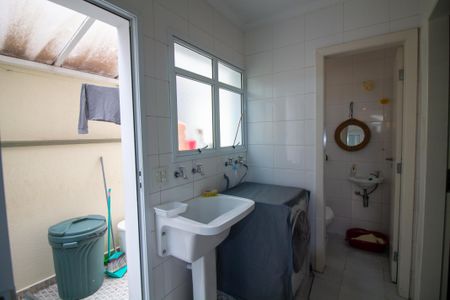 Casa de condomínio à venda com 315m², 5 quartos e 3 vagasÁrea de Serviço