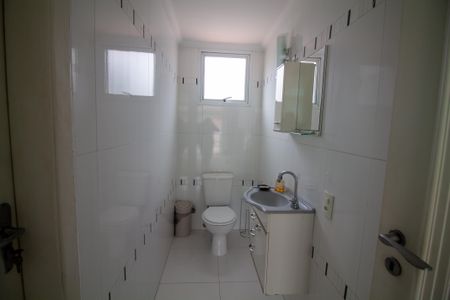 Casa de condomínio à venda com 315m², 5 quartos e 3 vagasLavabo Superior