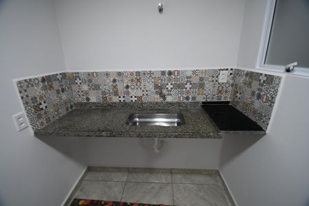 Cozinha de casa para alugar com 1 quarto, 40m² em Arruamento Luiz Vicentin, Campinas