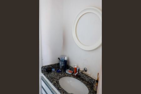 Apartamento à venda com 73m², 3 quartos e 1 vaga Apartamento à venda com 73m², 3 quartos e 1 vagaBanheiro da Suíte 2