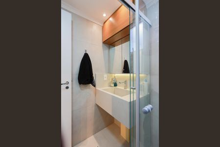 Apartamento à venda com 118m², 3 quartos e 2 vagasBanheiro da suíte