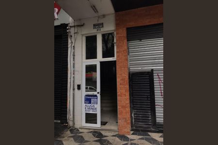 Studio à venda com 40m², 1 quarto e sem vaga Studio à venda com 40m², 1 quarto e sem vagaFachada