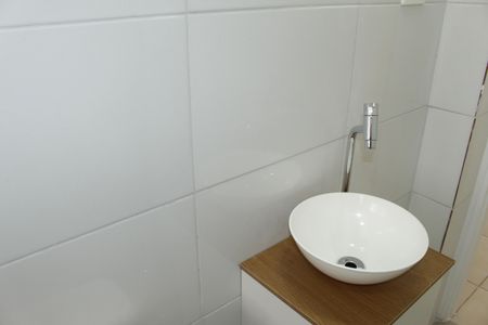 Banheiro de kitnet/studio à venda com 1 quarto, 40m² em Vila Buarque, São Paulo