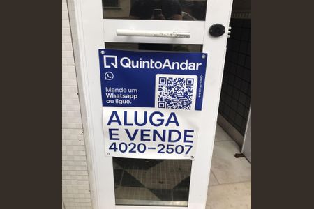 Studio à venda com 40m², 1 quarto e sem vaga Studio à venda com 40m², 1 quarto e sem vagaPlaca