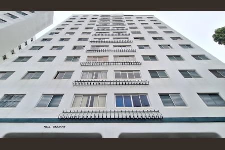 Apartamento à venda com 85m², 3 quartos e 2 vagas Apartamento à venda com 85m², 3 quartos e 2 vagasFachada