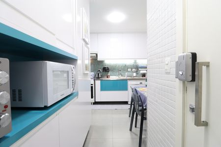 Apartamento à venda com 85m², 3 quartos e 2 vagasCozinha