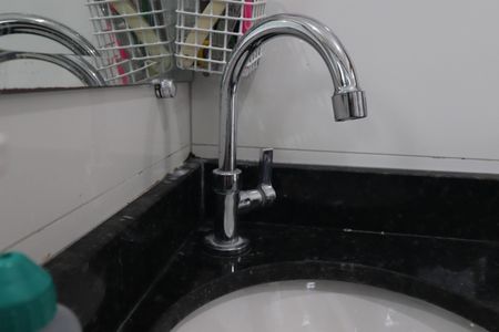 Apartamento à venda com 100m², 2 quartos e 2 vagasBanheiro da Suíte