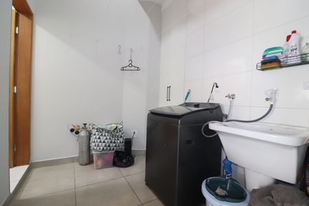 Apartamento à venda com 100m², 2 quartos e 2 vagasÁrea de Serviço