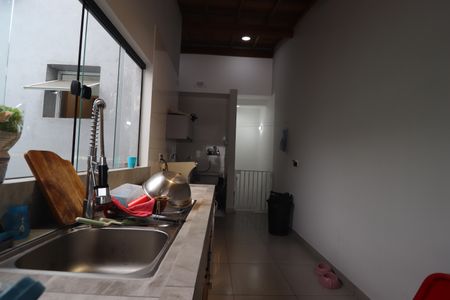 Apartamento à venda com 100m², 2 quartos e 2 vagasCozinha