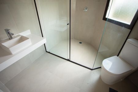 Apartamento à venda com 122m², 3 quartos e 3 vagas Apartamento à venda com 122m², 3 quartos e 3 vagasBANHEIRO DA SUÍTE