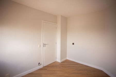 Apartamento à venda com 122m², 3 quartos e 3 vagas Apartamento à venda com 122m², 3 quartos e 3 vagasQUARTO 2