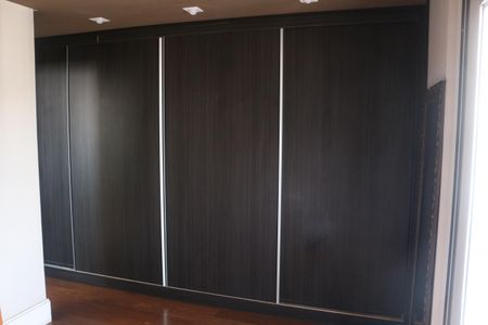 Apartamento à venda com 180m², 3 quartos e 2 vagasSuíte 1