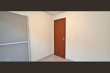 Quarto 1 de apartamento para alugar com 2 quartos, 54m² em Campeche, Florianópolis