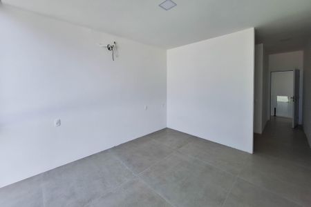 Casa à venda com 250m², 4 quartos e 2 vagas Casa à venda com 250m², 4 quartos e 2 vagasSuíte 3