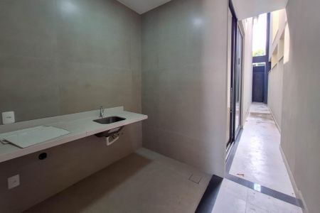 Casa à venda com 250m², 4 quartos e 2 vagas Casa à venda com 250m², 4 quartos e 2 vagasÁrea de Serviço