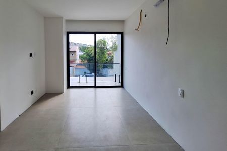 Casa à venda com 250m², 4 quartos e 2 vagas Casa à venda com 250m², 4 quartos e 2 vagasSuíte 1