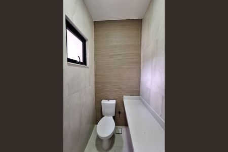 Casa à venda com 250m², 4 quartos e 2 vagas Casa à venda com 250m², 4 quartos e 2 vagasBanheiro da Suíte 3