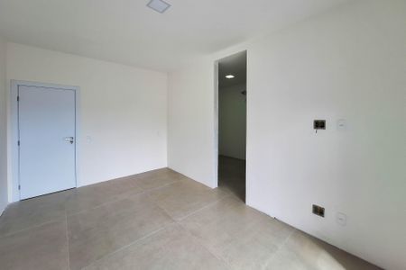 Casa à venda com 250m², 4 quartos e 2 vagas Casa à venda com 250m², 4 quartos e 2 vagasSuíte 1