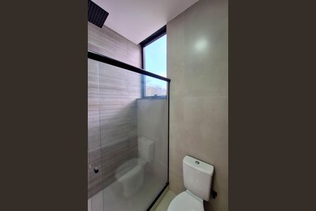 Casa à venda com 250m², 4 quartos e 2 vagas Casa à venda com 250m², 4 quartos e 2 vagasBanheiro da Suíte 1