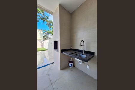 Casa à venda com 250m², 4 quartos e 2 vagas Casa à venda com 250m², 4 quartos e 2 vagasQuintal