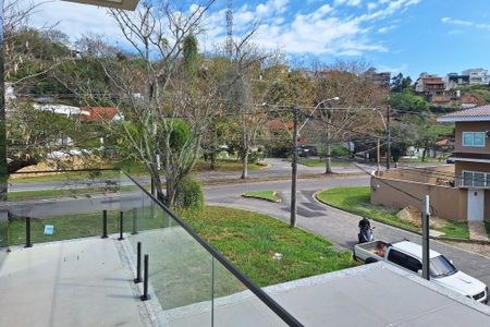 Casa à venda com 250m², 4 quartos e 2 vagas Casa à venda com 250m², 4 quartos e 2 vagasVaranda da Suíte 1