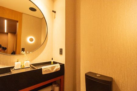 Apartamento à venda com 267m², 4 quartos e 4 vagas Apartamento à venda com 267m², 4 quartos e 4 vagasLavabo